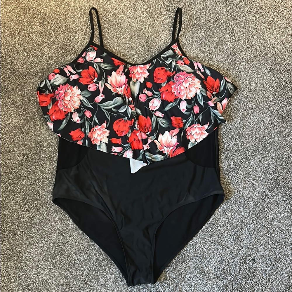 SHEIN Black and Red One Piece Swimsuit with Ruffle Detail Never Worn